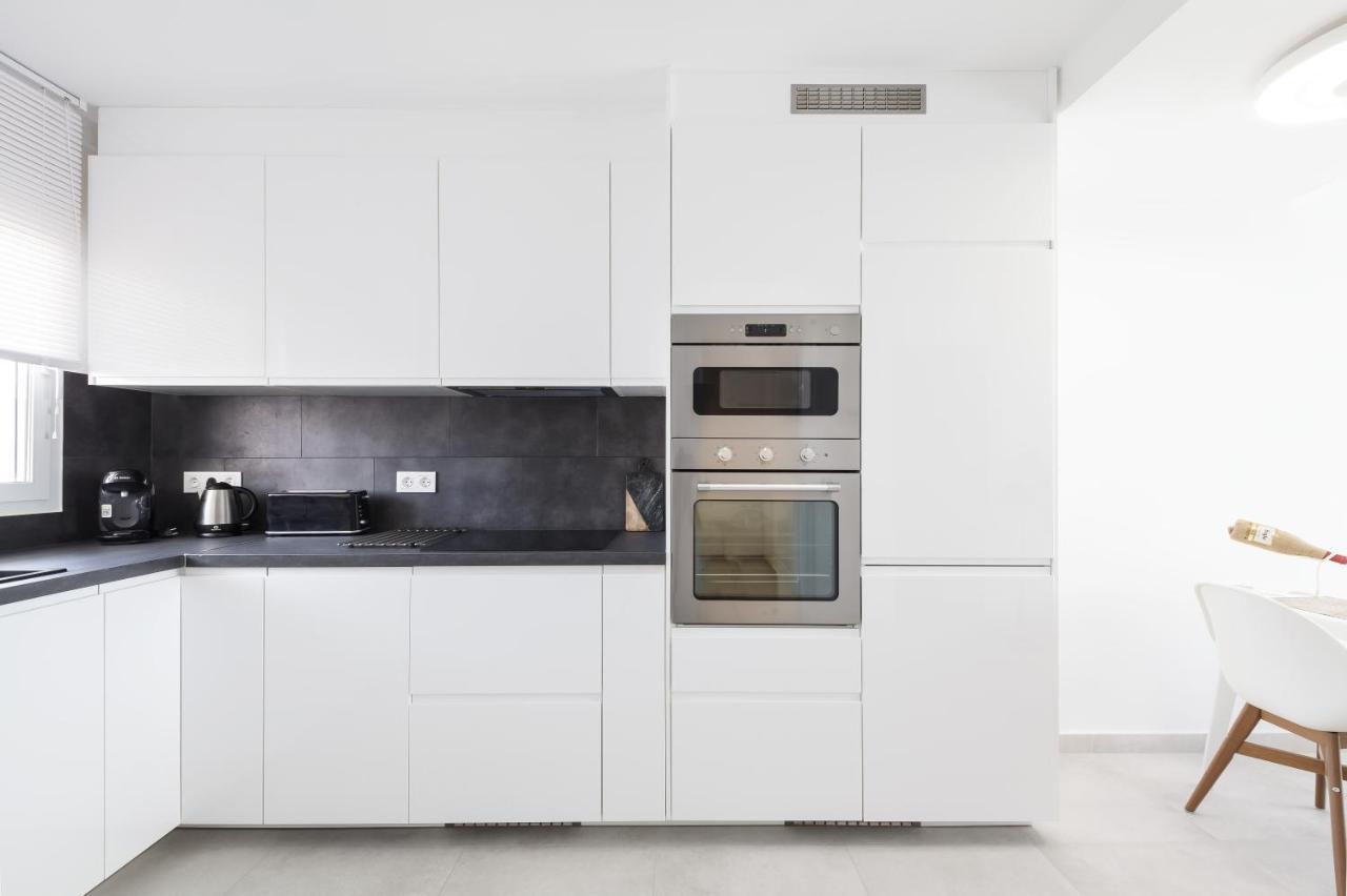 Sunset II Apartment ซานตาโปลา ภายนอก รูปภาพ
